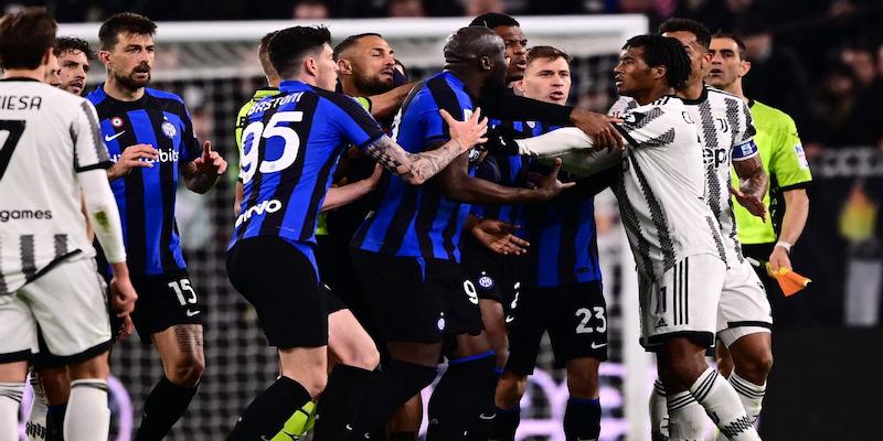 Một trong những trận đấu hot nhất bóng đá hiện nay